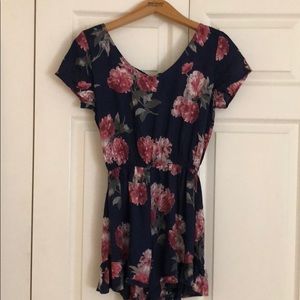 Abercrombie shorts romper